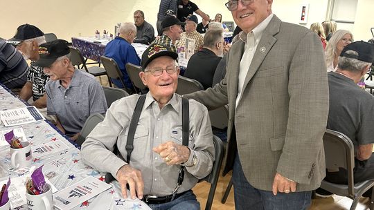 WWII Veteran DaVoult lauded by his peers