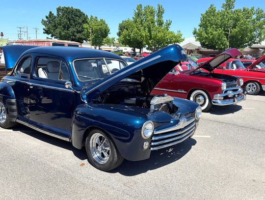 Bargains, kite flying, cool cars readied for this weekend