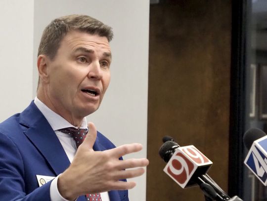 New Oklahoma state superintendent expects ‘changes’ to controversial social studies standards