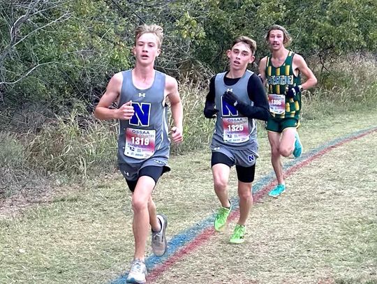 Racer boys, Bush, Allen run at State CC