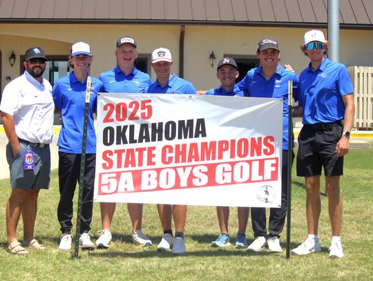 Racer Golf finishes 10th at State