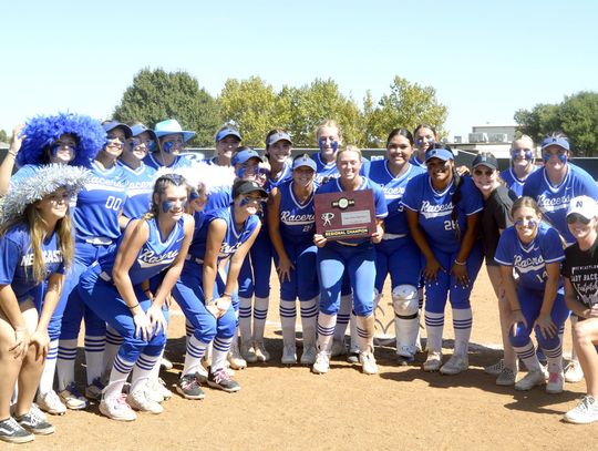 Racers win Regional Fast-Pitch