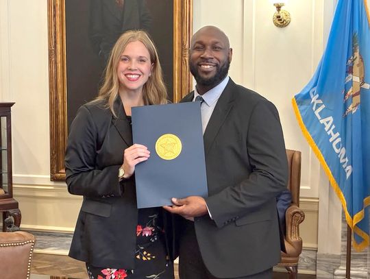 Senator congratulates Racers, Coach Brown