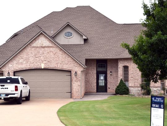The homeowner is working with LRE Realty and Creative Home Group to offer 2047 Park Avenue in the Richland Park Addition