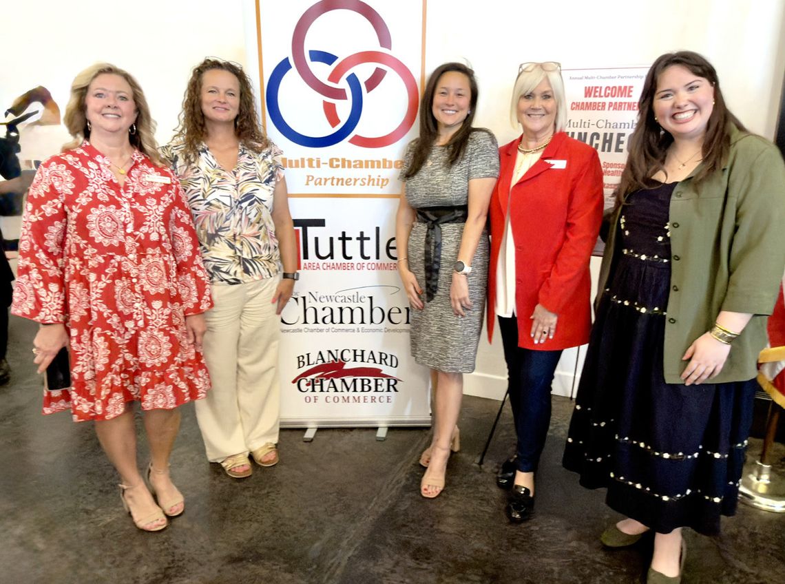 Chamber Directors and Cyndi Munson Chamber Directors and Cyndi Munson
