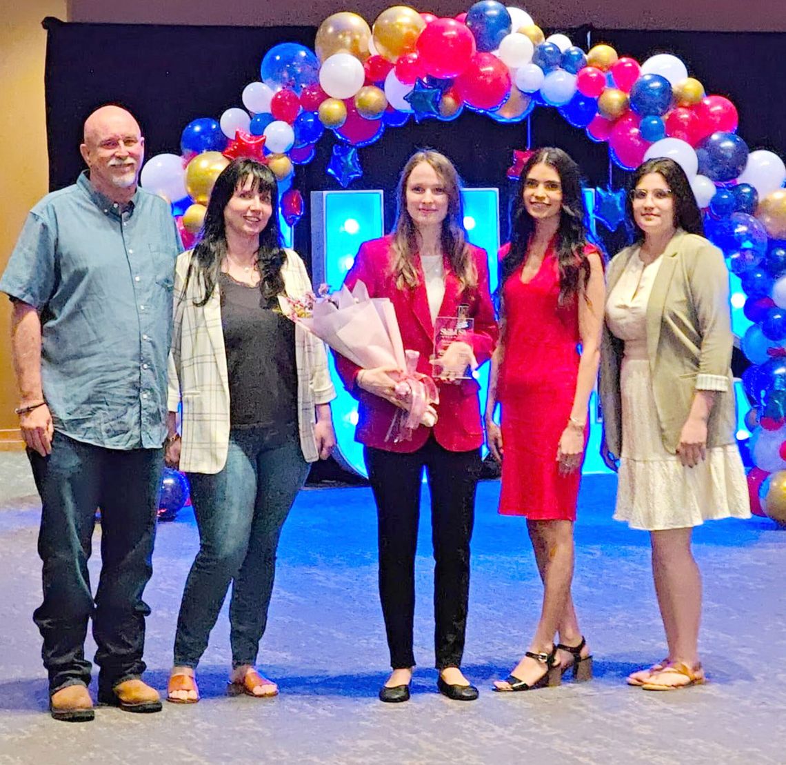Dunn Honored with Lauren’s Legacy Leadership Award