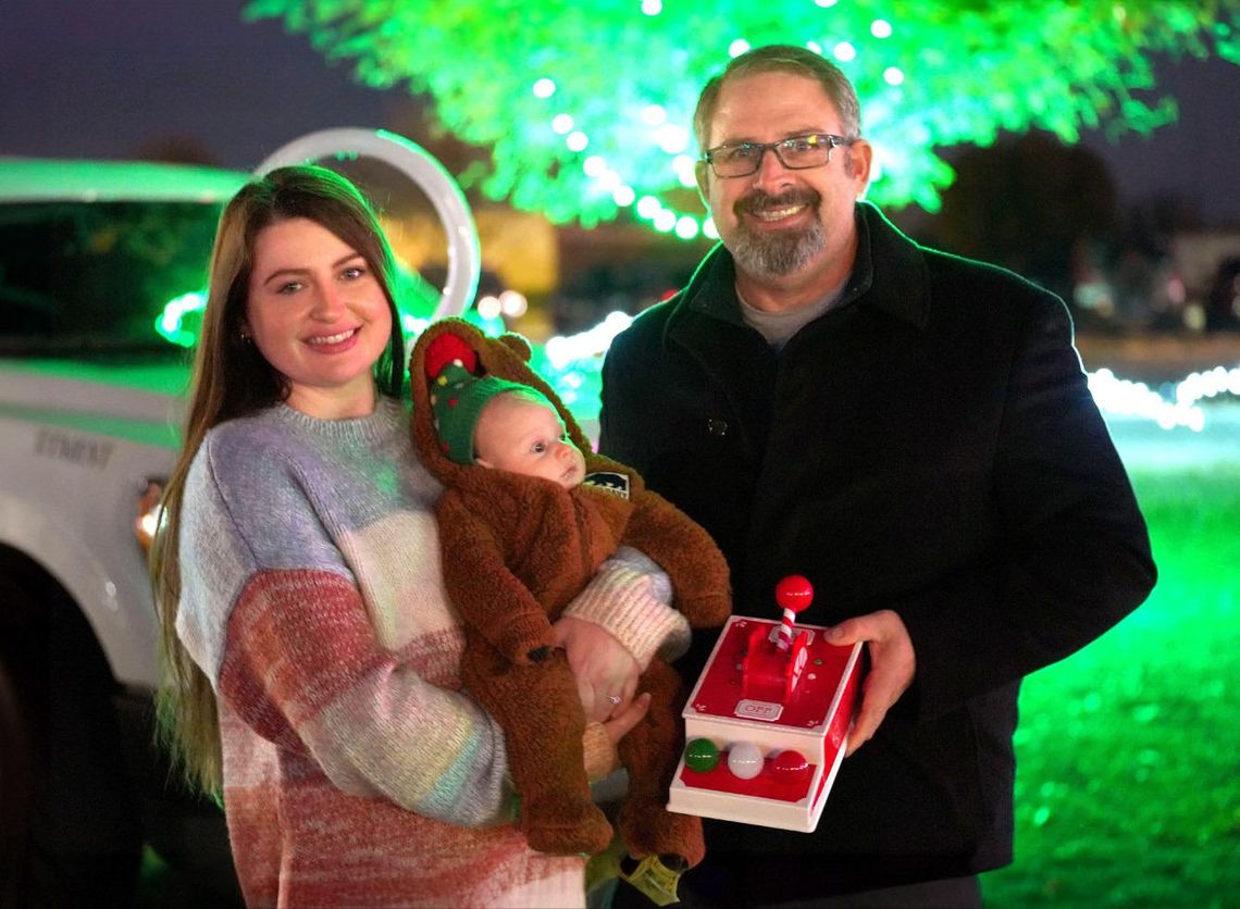 Lighting the community Christmas tree