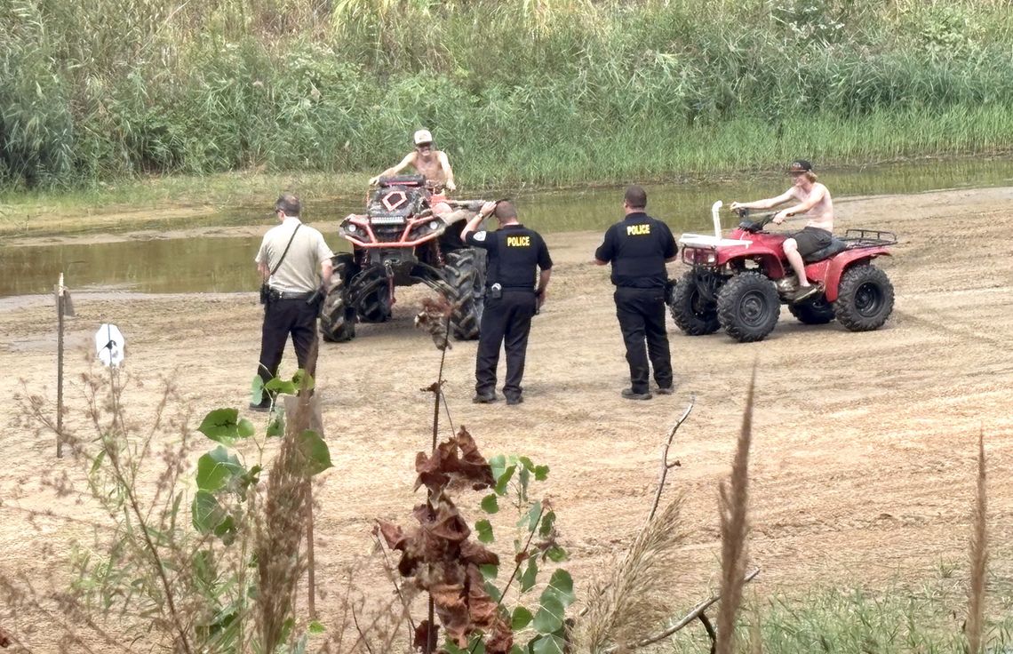 Off-roading at river ruining landowners’ solitude Off-roading at river ruining landowners’ solitude