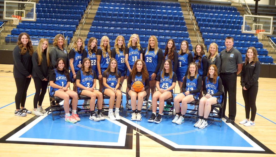 Racer Girls ready to play basketball