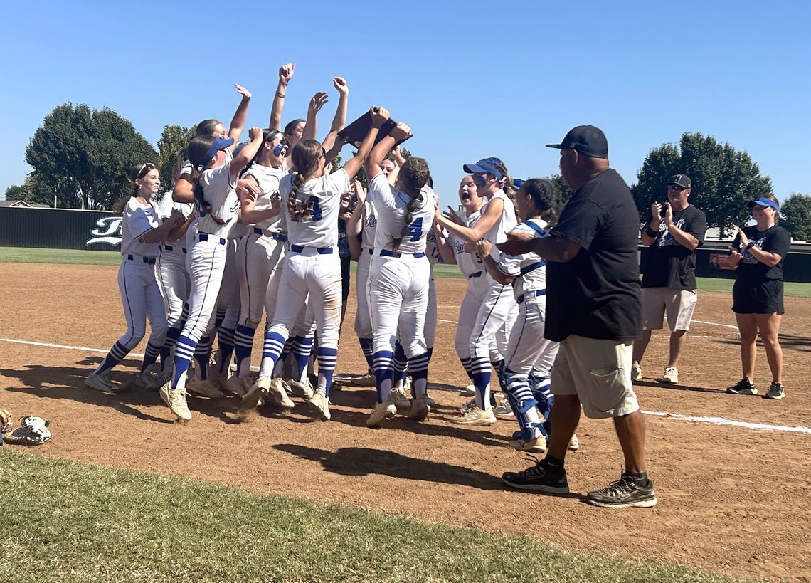 Racers are off to the State Tournament Racers are off to the State Tournament