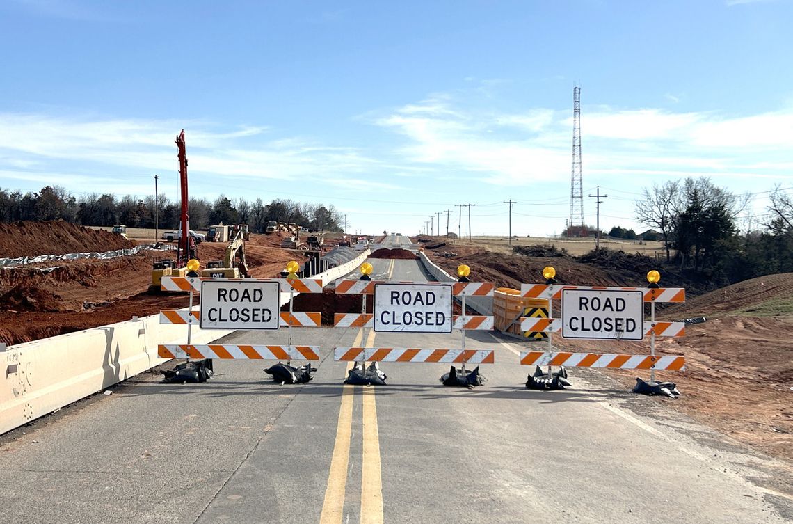 SH-76 closed between S.W. 16th St. and S.W. 24th St. SH-76 closed between S.W. 16th St. and S.W. 24th St.