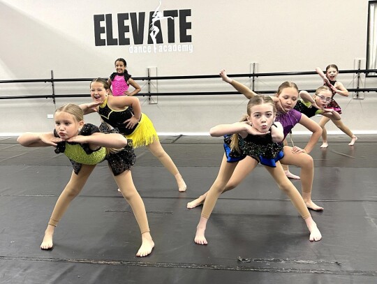 • photo by Mark Codner The Fashionistas performed during the Morning Mingle on Friday. Dancers on left, front to back, are: Allie Parsons, Alexandriah Hale, Dayvani Lea, (right, front to back) Penny Steele, Anastyn Pueppke, Selah Ketchum and Krossley Ki