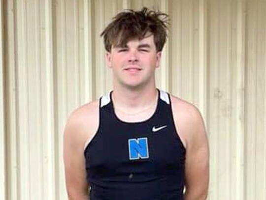 Hunter Barry, State Qualifier discus